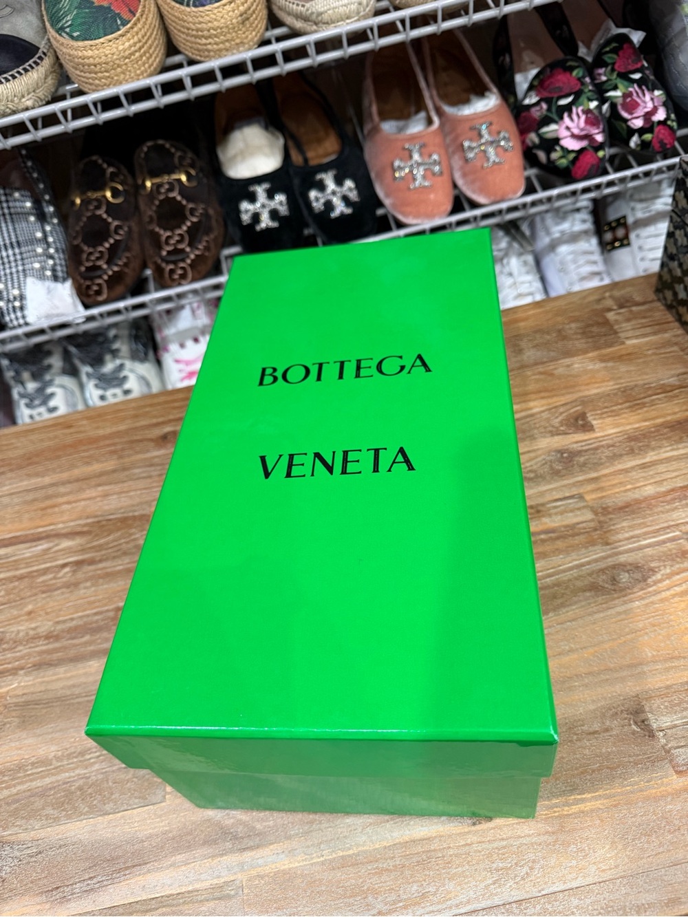 Bottega Veneta Bright Green Logo Shoe Box